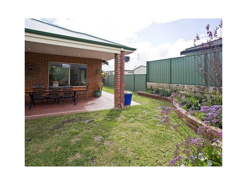 51 Benson Way, High Wycombe WA 6057