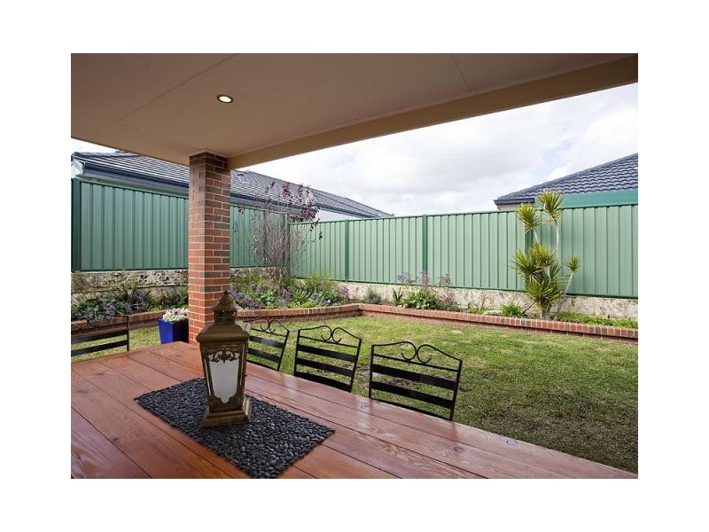 51 Benson Way, High Wycombe WA 6057