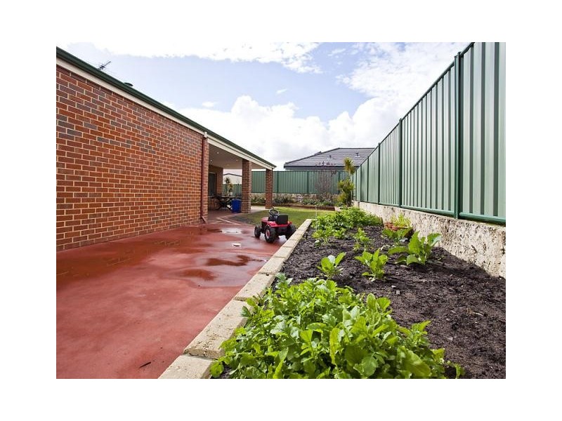 51 Benson Way, High Wycombe WA 6057