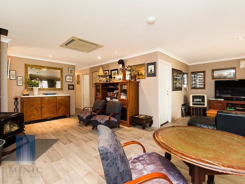 81 Rostrata Avenue, Willetton WA 6155