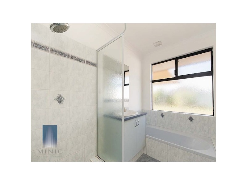 24 Prince Regent Boulevard, Gosnells WA 6110