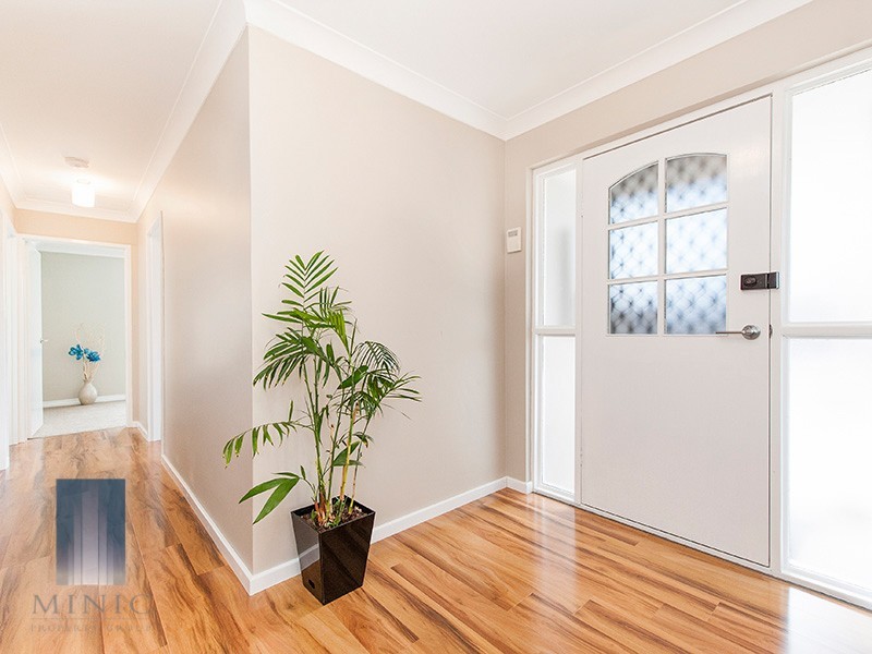 12 Narcissus Avenue, Parkwood WA 6147