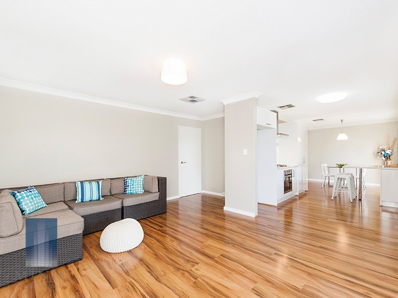 12 Narcissus Avenue, Parkwood WA 6147