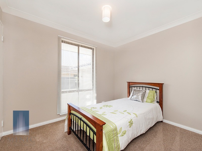 12 Narcissus Avenue, Parkwood WA 6147