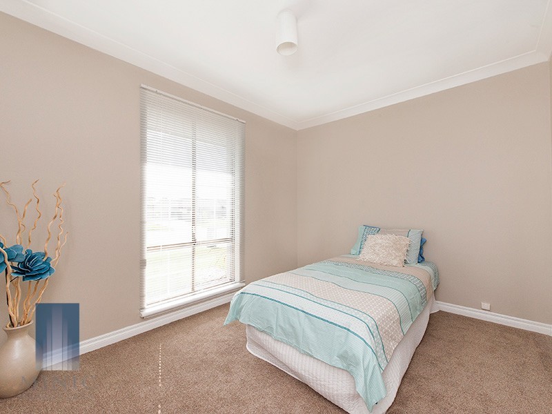 12 Narcissus Avenue, Parkwood WA 6147