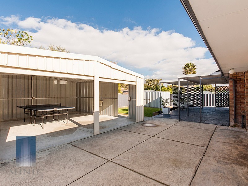 12 Narcissus Avenue, Parkwood WA 6147