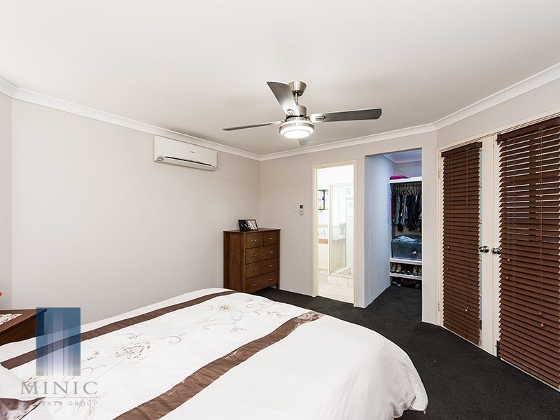 54 Salesian Court, Queens Park WA 6107