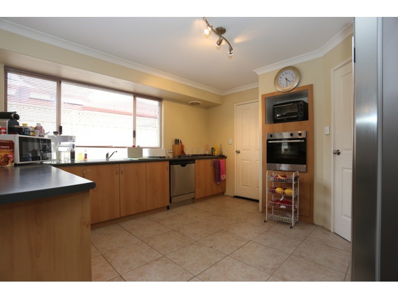 7 Totara Avenue, Canning Vale WA 6155