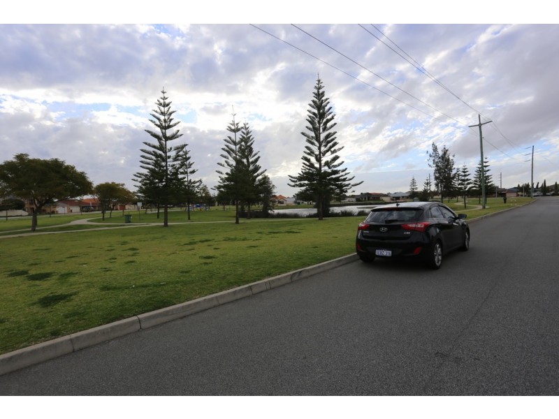 7 Totara Avenue, Canning Vale WA 6155