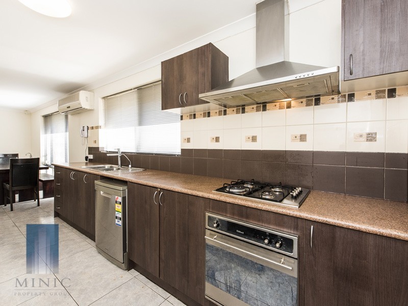 9 Cromarty Gardens, Canning Vale WA 6155