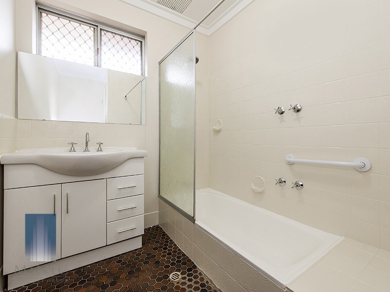 1/87 Barbican Street East, Shelley WA 6148