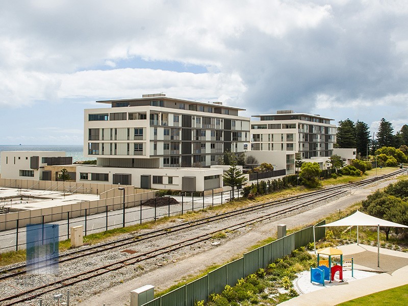 49/25 O’Connor Close, North Coogee WA 6163