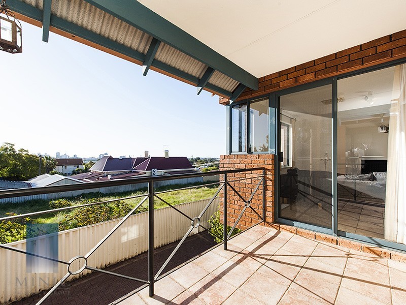 109D Berwick Street, Victoria Park WA 6100