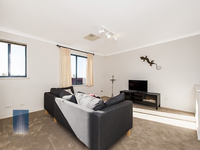 109D Berwick Street, Victoria Park WA 6100