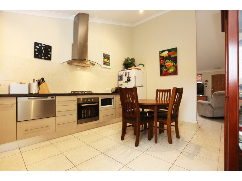 5B Menzies Place, Thornlie WA 6108