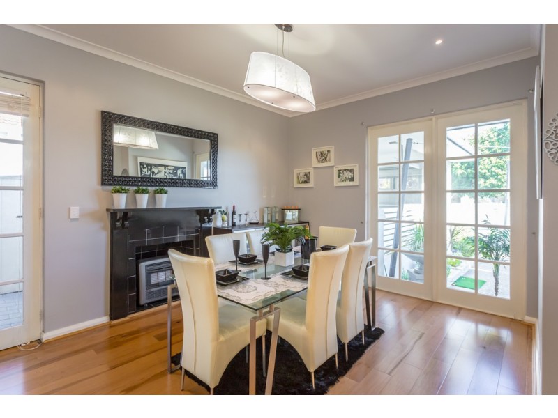 36 Hope Avenue, Manning WA 6152