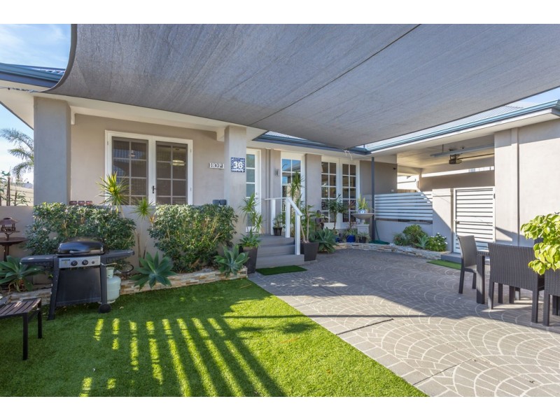 36 Hope Avenue, Manning WA 6152