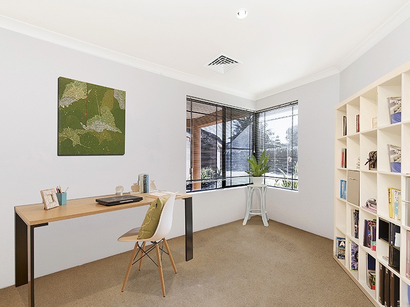 15 San Javier Circle, Secret Harbour WA 6173