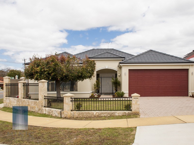 45 Gentilli Way, Salter Point WA 6152