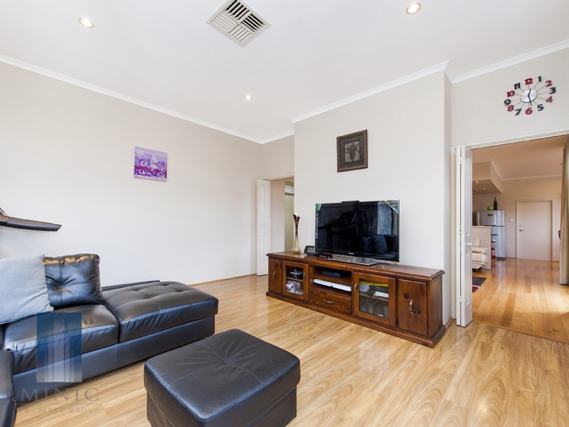 45 Gentilli Way, Salter Point WA 6152