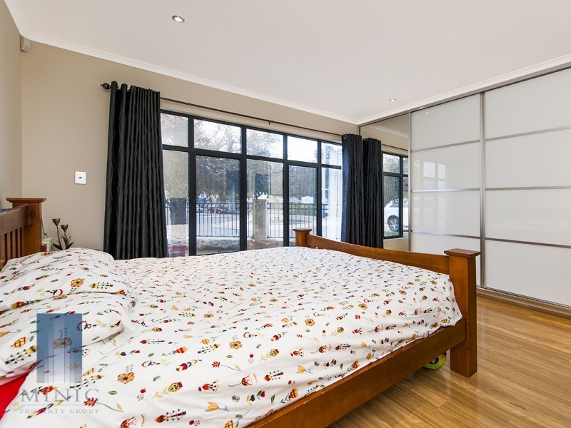 45 Gentilli Way, Salter Point WA 6152