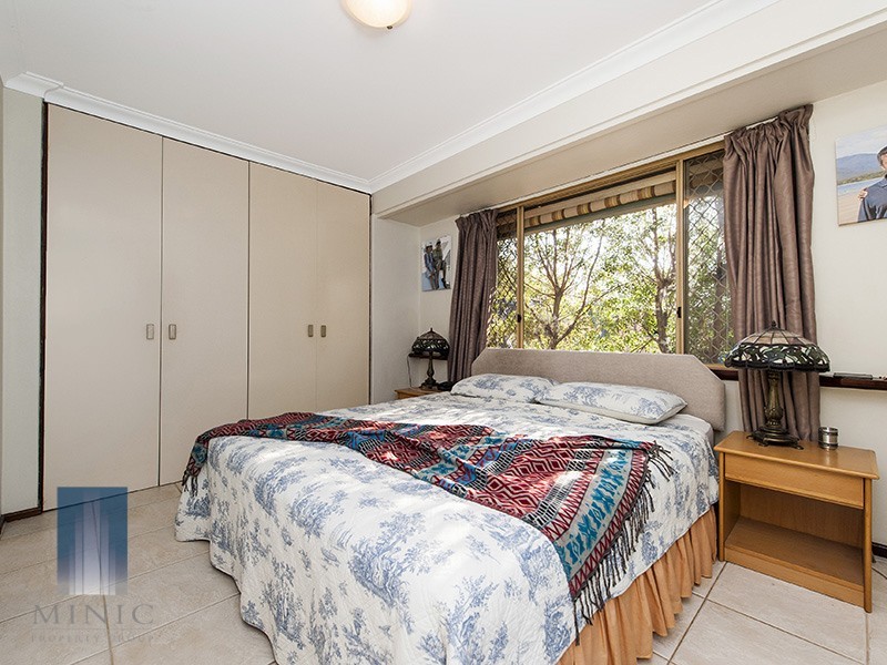 12 Doomben Court, Willetton WA 6155