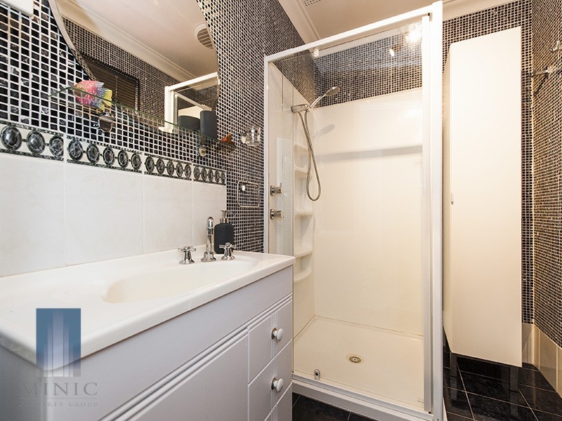 12 Doomben Court, Willetton WA 6155