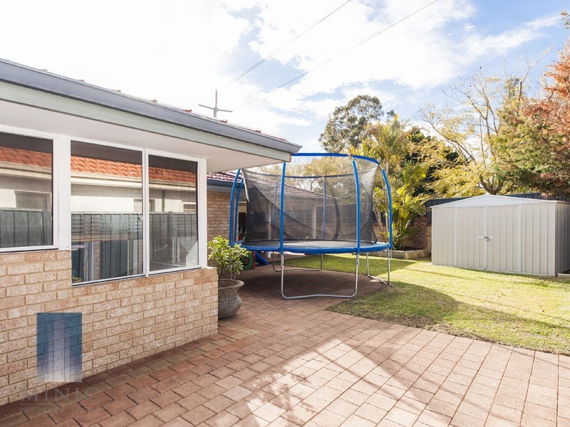 23 Warner Court, Manning WA 6152