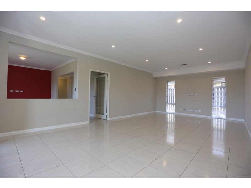 48 Alnwick Turn, Landsdale WA 6065