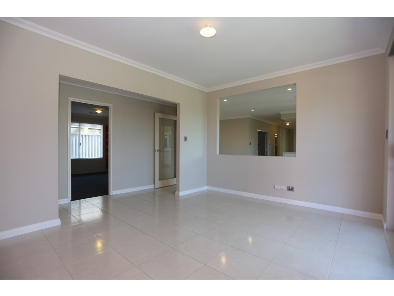 48 Alnwick Turn, Landsdale WA 6065