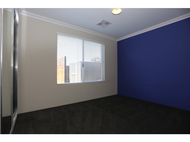 48 Alnwick Turn, Landsdale WA 6065