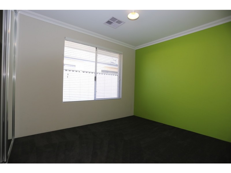 48 Alnwick Turn, Landsdale WA 6065