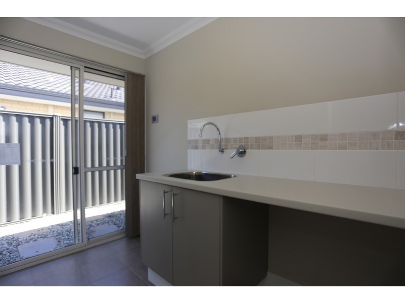 48 Alnwick Turn, Landsdale WA 6065