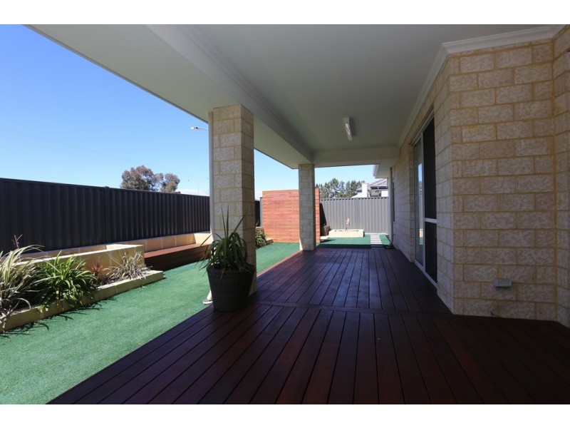 48 Alnwick Turn, Landsdale WA 6065