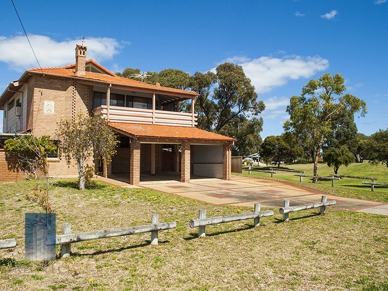 40 Karunjie Road, Golden Bay WA 6174