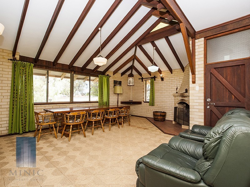 40 Karunjie Road, Golden Bay WA 6174