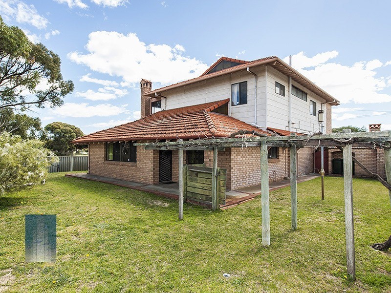 40 Karunjie Road, Golden Bay WA 6174