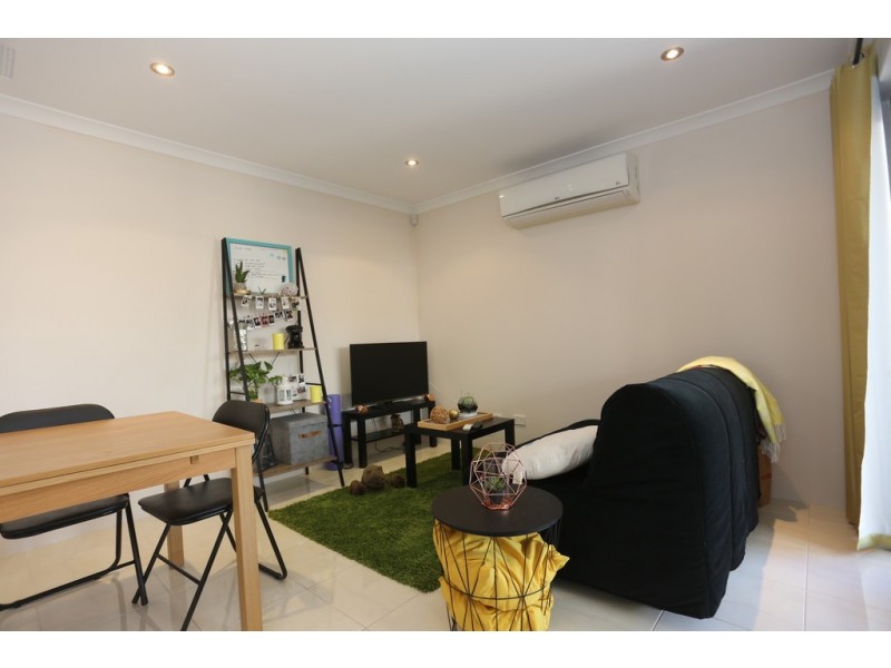 10 Trinity Close, Canning Vale WA 6155