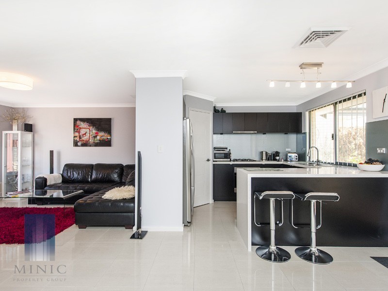 2/103 Leach highway, Wilson WA 6107