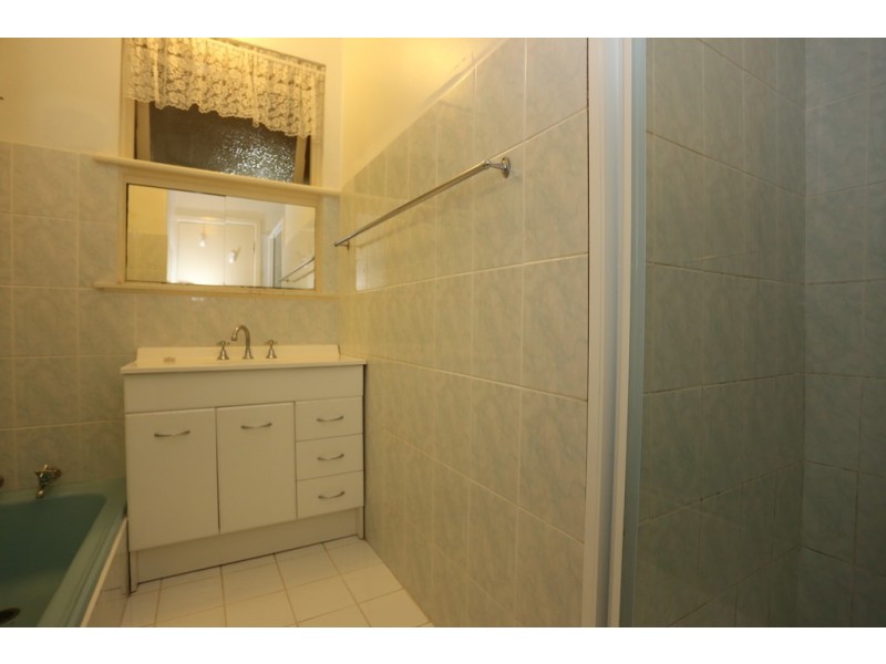 68 Armstrong Rd, Wilson WA 6107