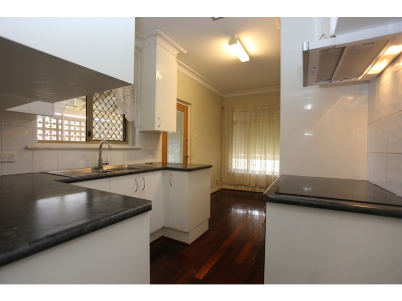 68 Armstrong Rd, Wilson WA 6107