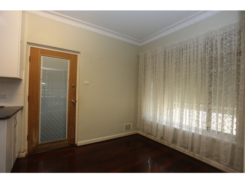 68 Armstrong Rd, Wilson WA 6107