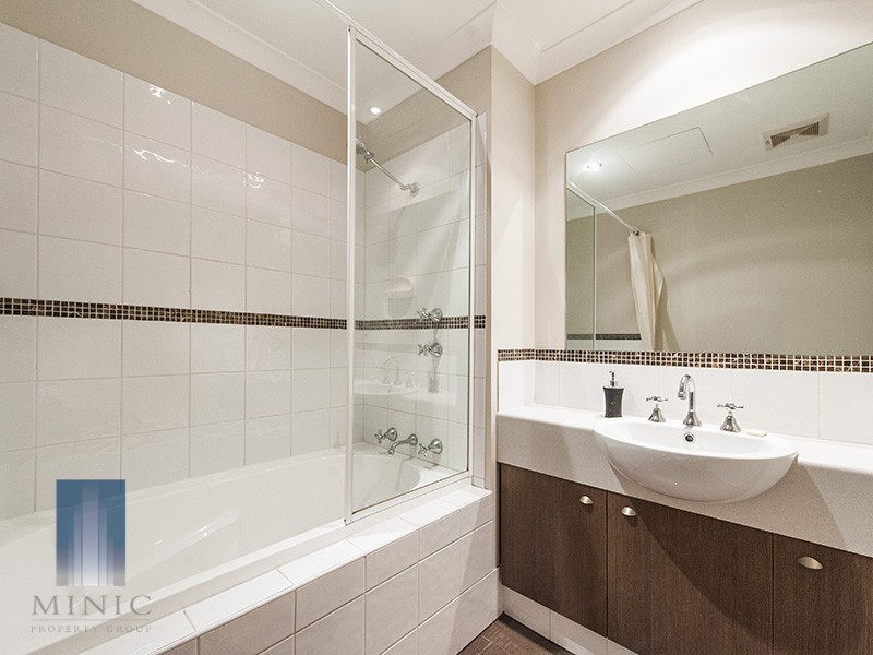 14/6 Ibera Way, Success WA 6164