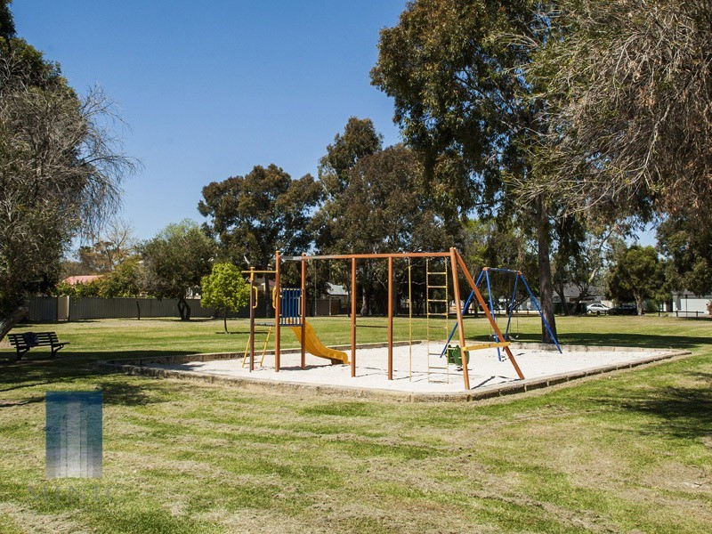 3 Wortel Court, Wilson WA 6107
