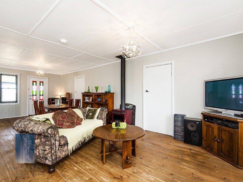 2/14 Turner Drive, Guilderton WA 6041