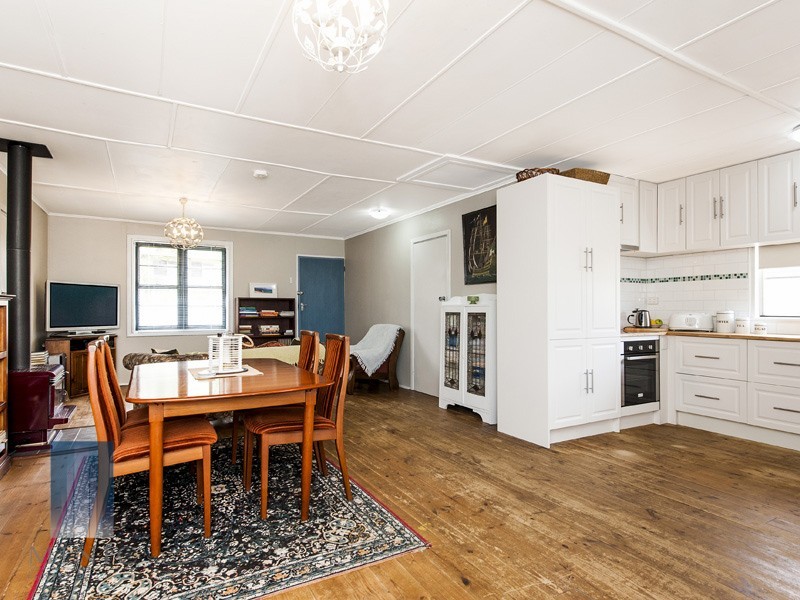 2/14 Turner Drive, Guilderton WA 6041