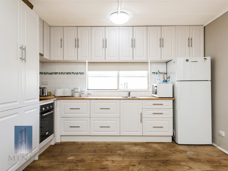 2/14 Turner Drive, Guilderton WA 6041