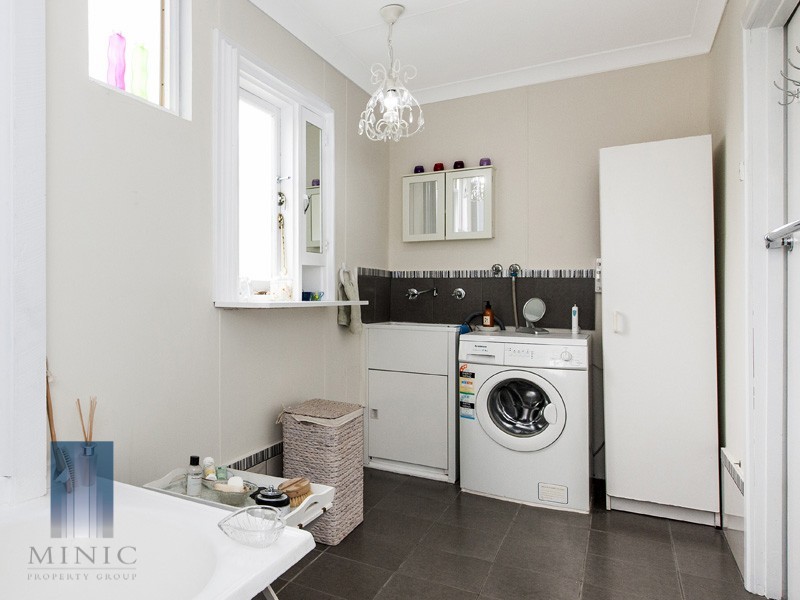 2/14 Turner Drive, Guilderton WA 6041