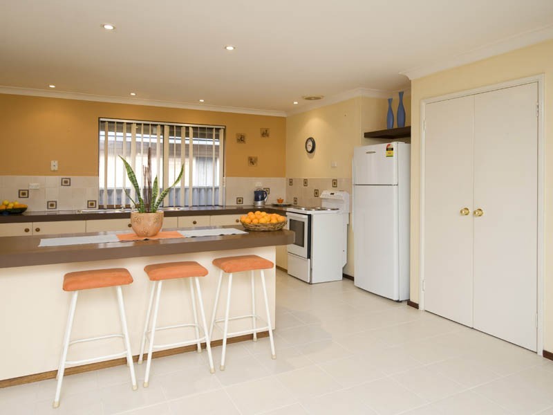 36 Alderley Square, Wilson WA 6107