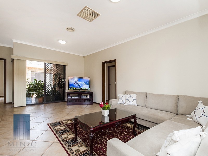 9 Connelly Way, Booragoon WA 6154